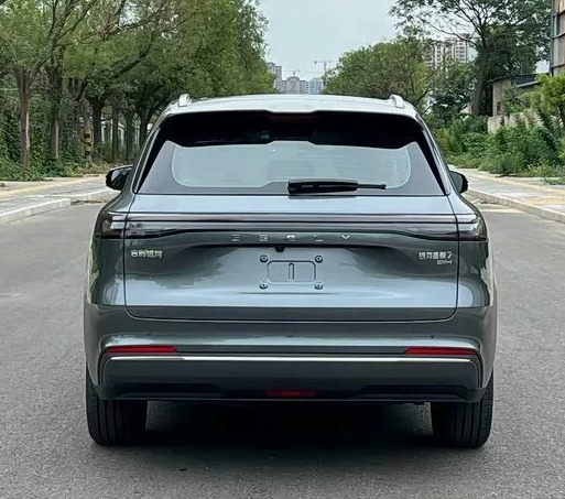 Geely Galaxy Starship 7 rear view
